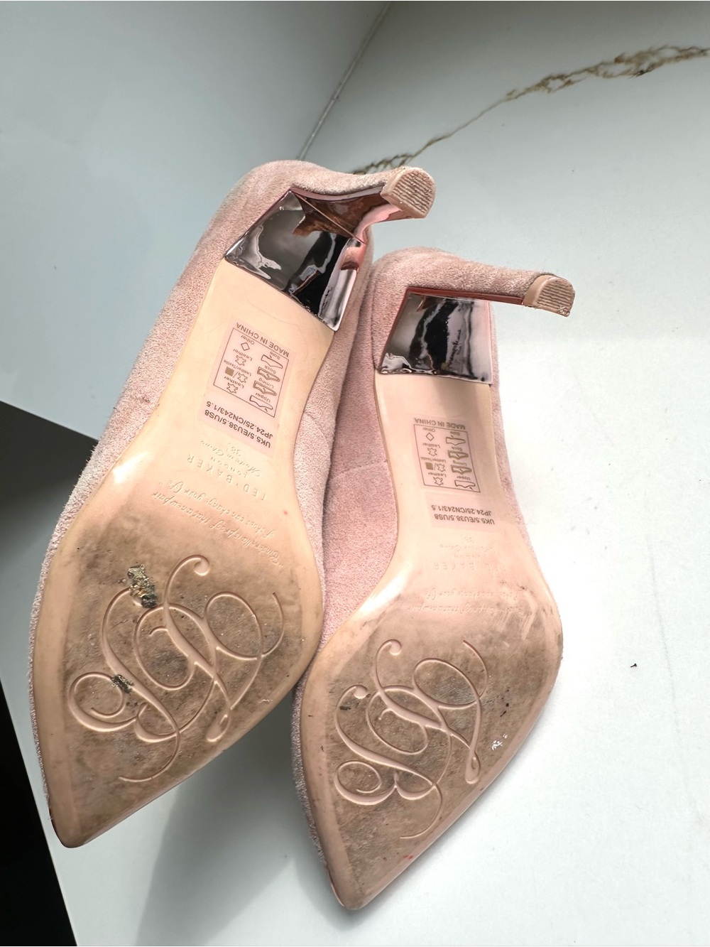 Ted Baker London pink suede Sloana scalloped pumps 8 - Picture 5 of 8